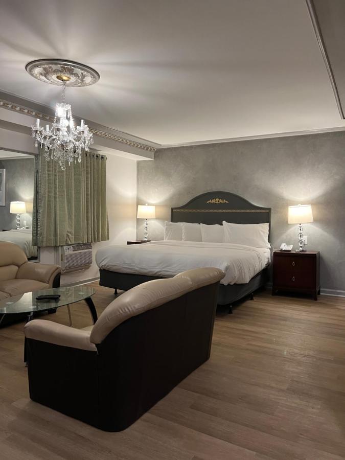 Chateau Suites Norristown Bagian luar foto