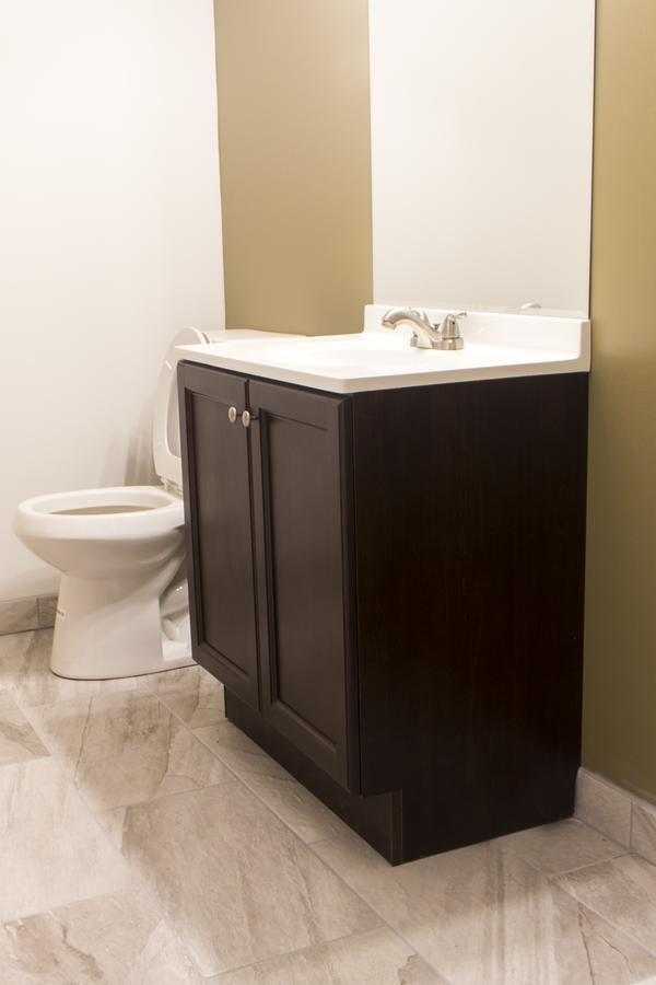 Chateau Suites Norristown Bagian luar foto